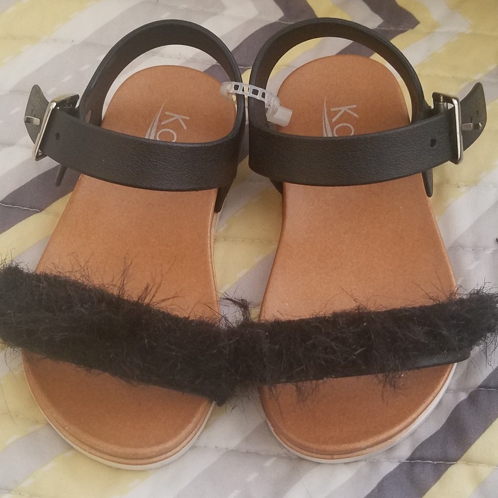 Toddler girl sandals